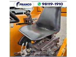 MASSEY FERGUSON - TRATOR 235 - 1989/1989 - Amarela - R$ 49.900,00