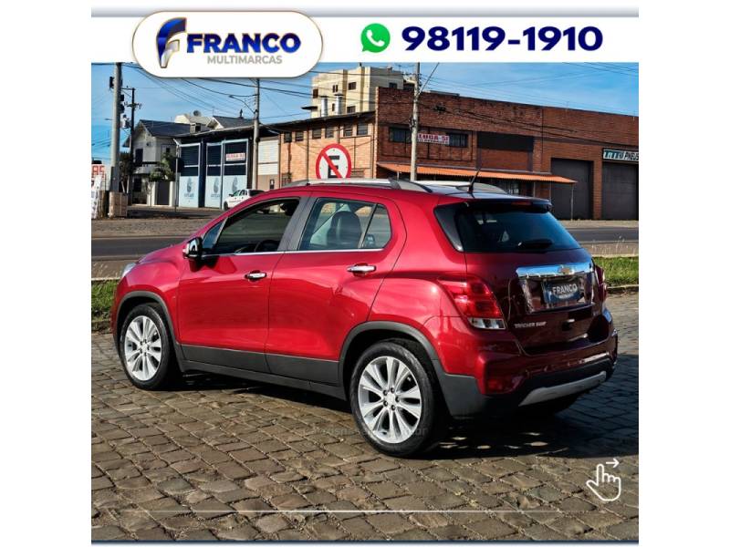 CHEVROLET - TRACKER - 2017/2018 - Vermelha - Sob Consulta