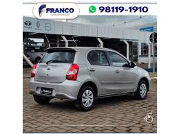 TOYOTA - ETIOS - 2017/2018 - Prata - Sob Consulta
