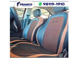 CHEVROLET - ONIX - 2017/2018 - Vermelha - Sob Consulta