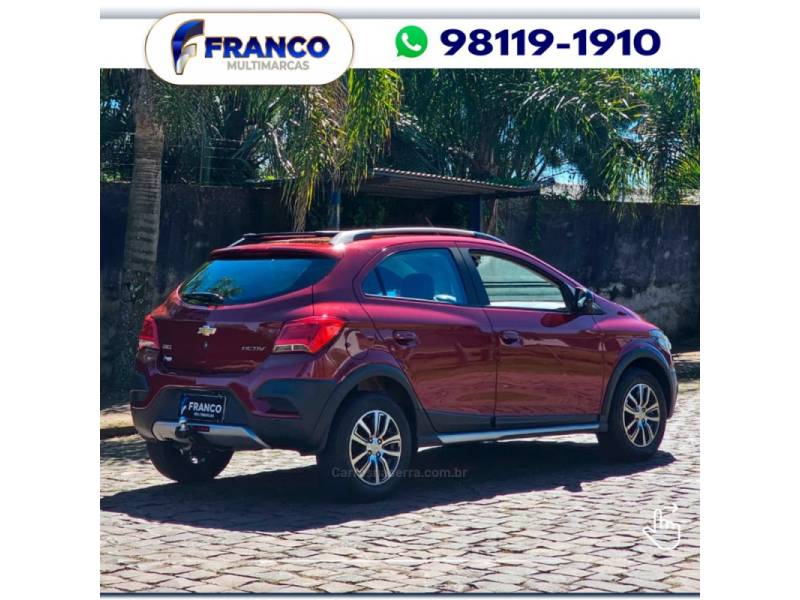 CHEVROLET - ONIX - 2017/2018 - Vermelha - Sob Consulta