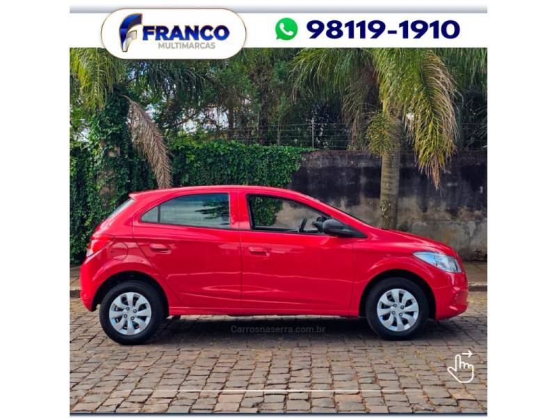 CHEVROLET - ONIX - 2014/2015 - Vermelha - Sob Consulta